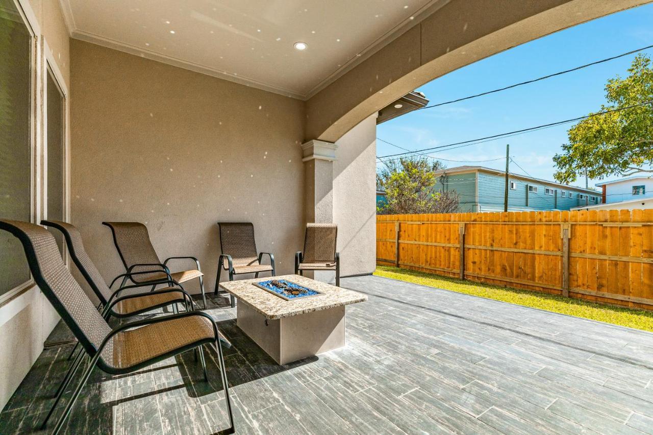 Villa Stardust Retreat à Galveston Extérieur photo